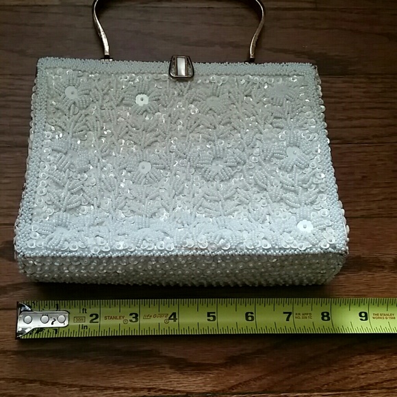 Vintage Beaded Purse with Metal Mother of Pearl Inlay Handle - Picture 7 of 8